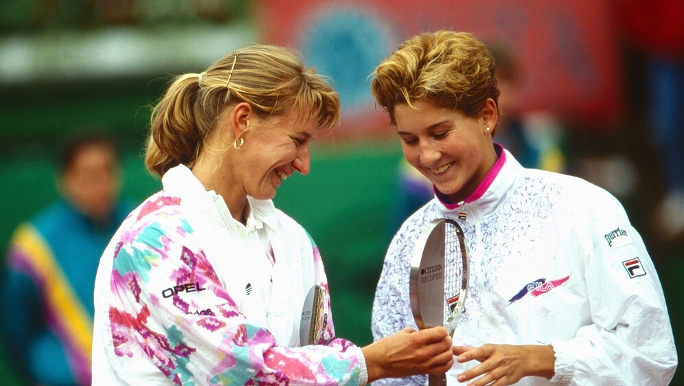 Monica Seleš i Stefi Graff - 1
