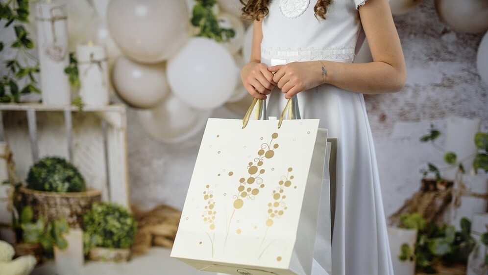 Pretjerujemo li s poklonima za krizme i slične prigode?