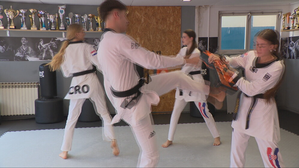 Sedam juniorskih medalja