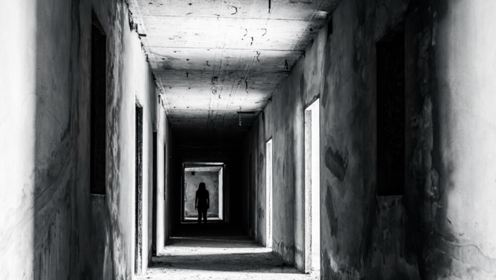 Jezivi hodnik, ilustracija