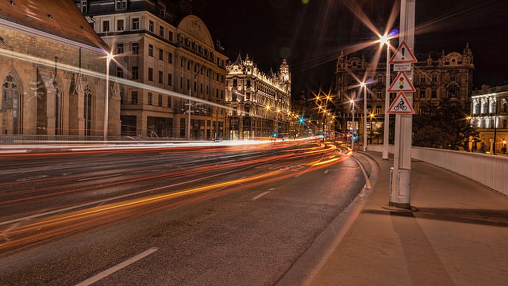 Putevima budućnosti: Stižu nam ceste koje će napajati električne automobile?