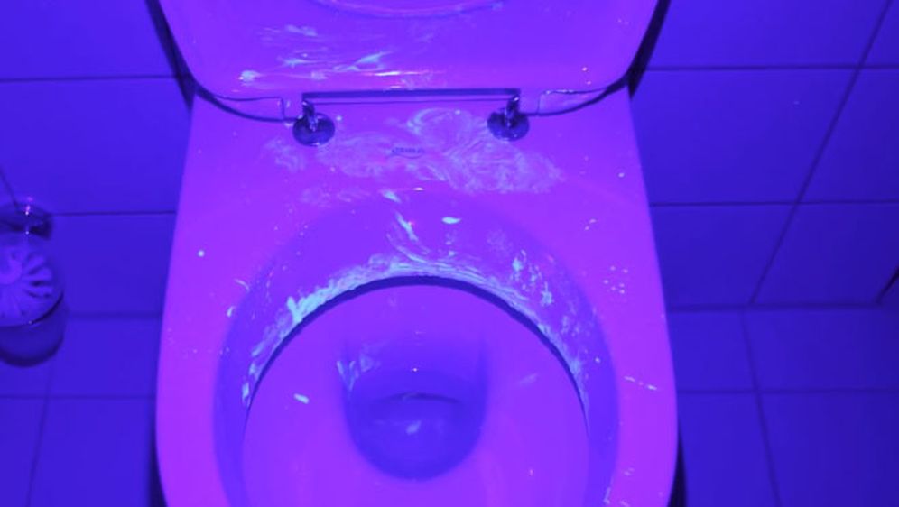 Pomoću ovog trika s vašim smartphoneom možete vidjeti koliko je prljava vaša soba ili WC