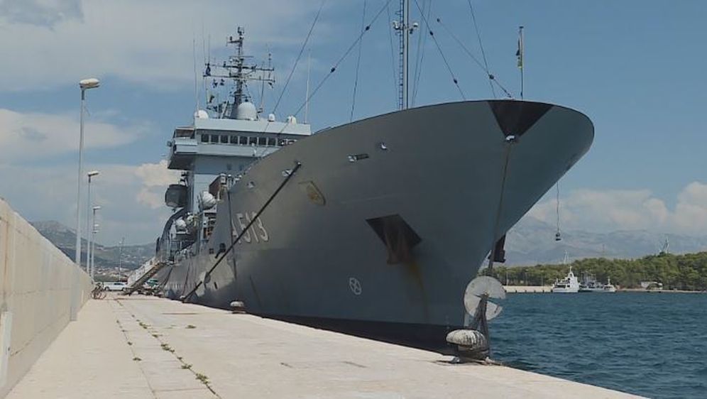 Njemački protuminski brod uplovio u splitsku luku (Foto: Dnevnik.hr) - 2