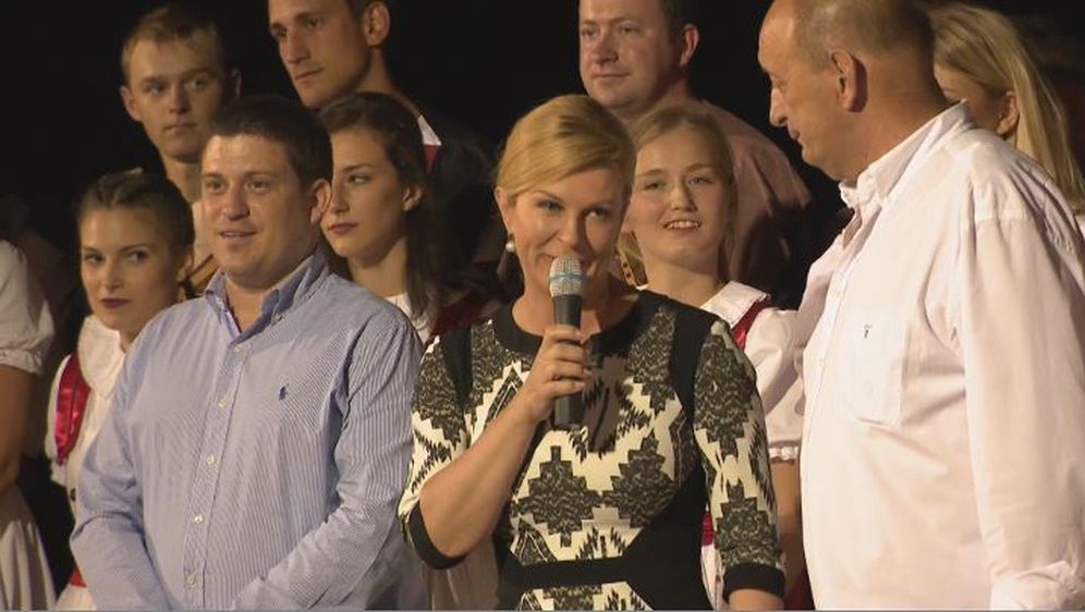 Kolinda Grabar Kitarović u Novom Vinodolskom (Foto: Vijesti Nove TV u 14 sati)