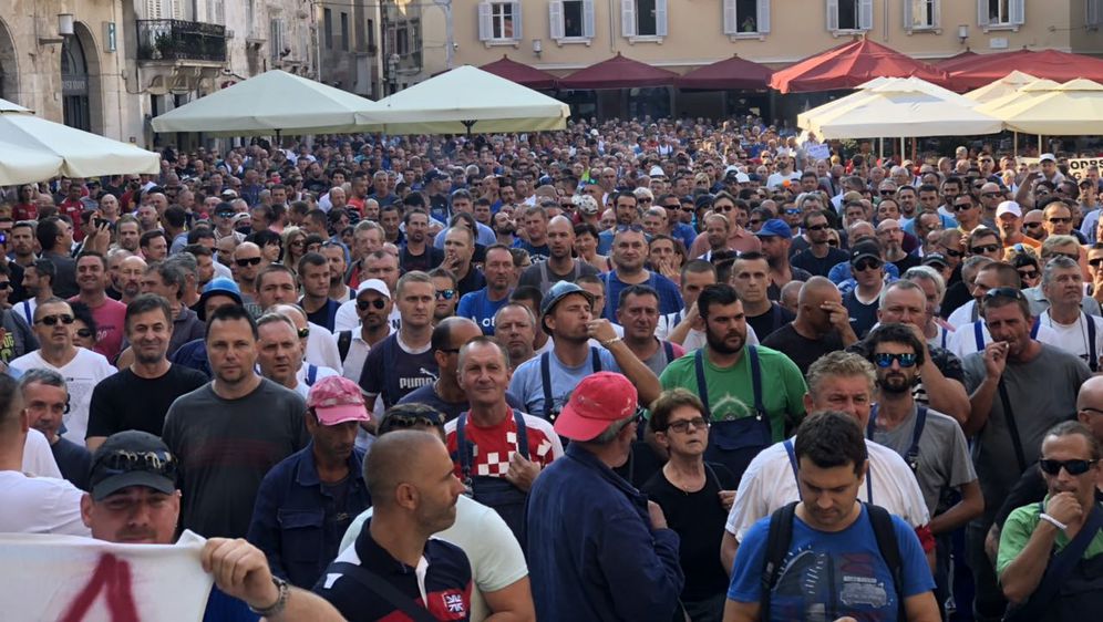 Štrajk radnika Uljanika - 1 (Foto: Dnevnik.hr)