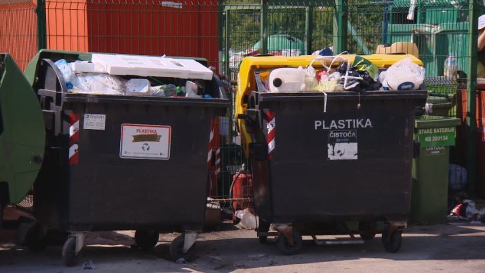 Kontejneri za odlaganje otpada (Foto: Dnevnik.hr) - 1