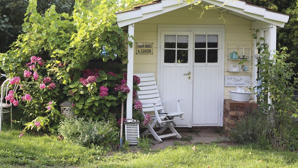 Šarmantna ljetna kućica uređena u neodoljivom shabby chic stilu