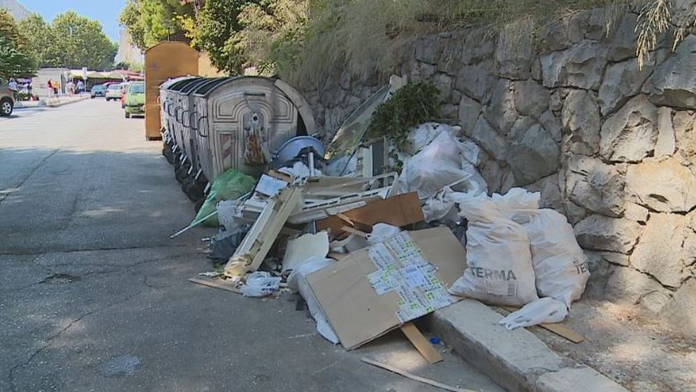 Previše smeća (Foto: Dnevnik.hr)