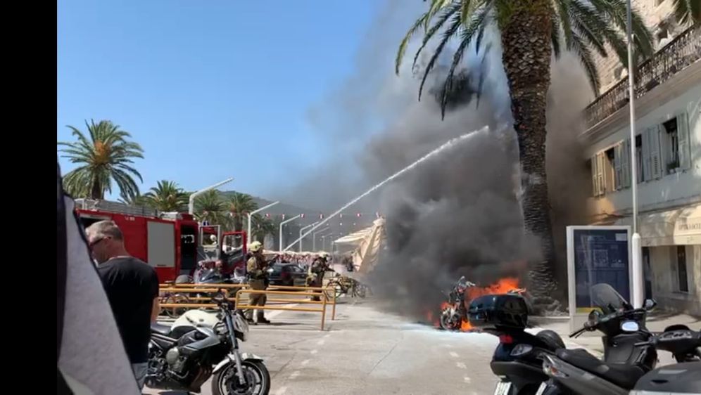 Požar na Rivi u Splitu
