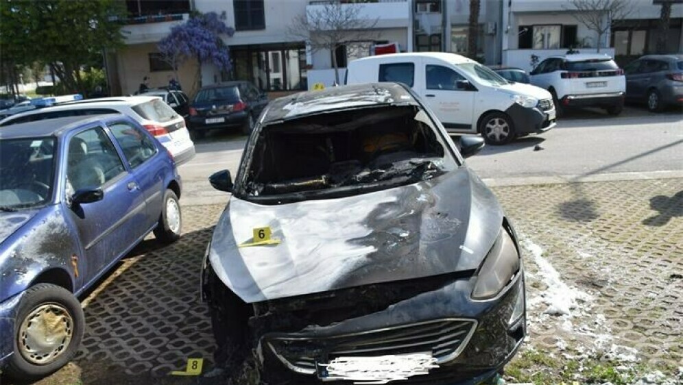 Policija otkrila tko je zapalio vozila u Poreču - 3