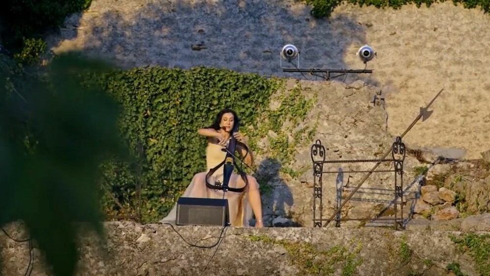 In Magazin: Duchess - 1