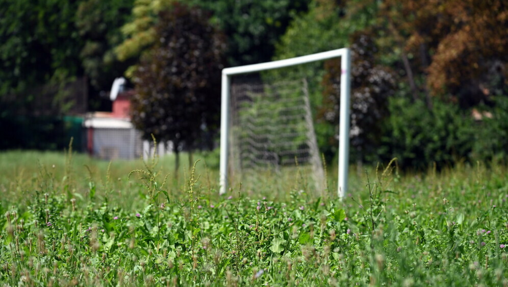 Obrasla igrališta i parkovi u Zagrebu - 15