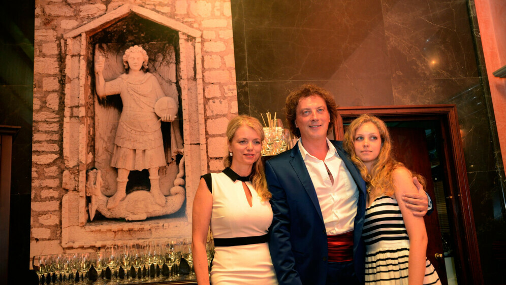 Tonči, Vjekoslava i Hana Huljić, 2014. godina