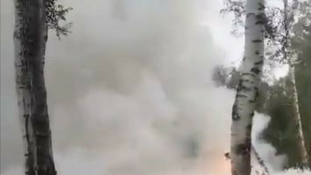 Požar nakon pada helikoptera u Rusiji