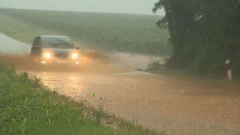 Nevrijeme diljem zemlje