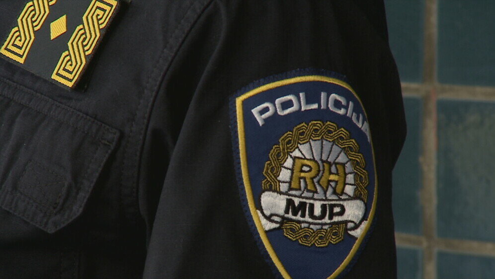 Lički policajci osumnjičeni za silovanje uhićeni i suspendirani - 1