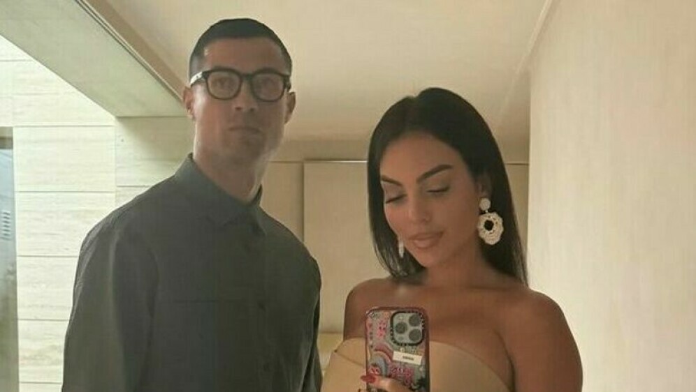 Georgina Rodriguez i Cristiano Ronaldo s obitelji - 4