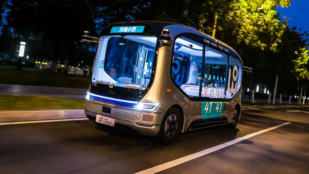 WeRideov robobus