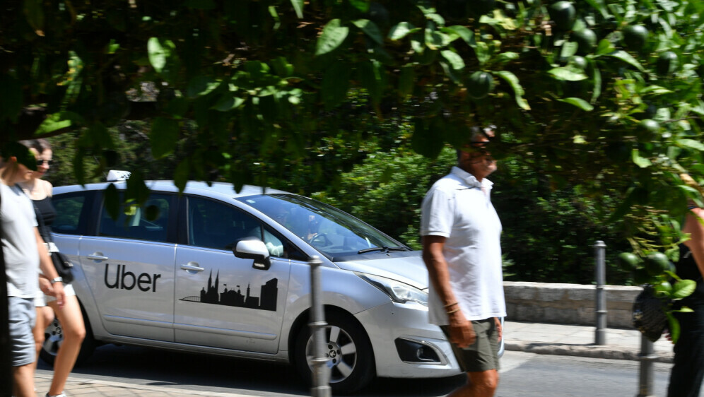 Prosvjed taksi i Uber vozača u Dubrovniku