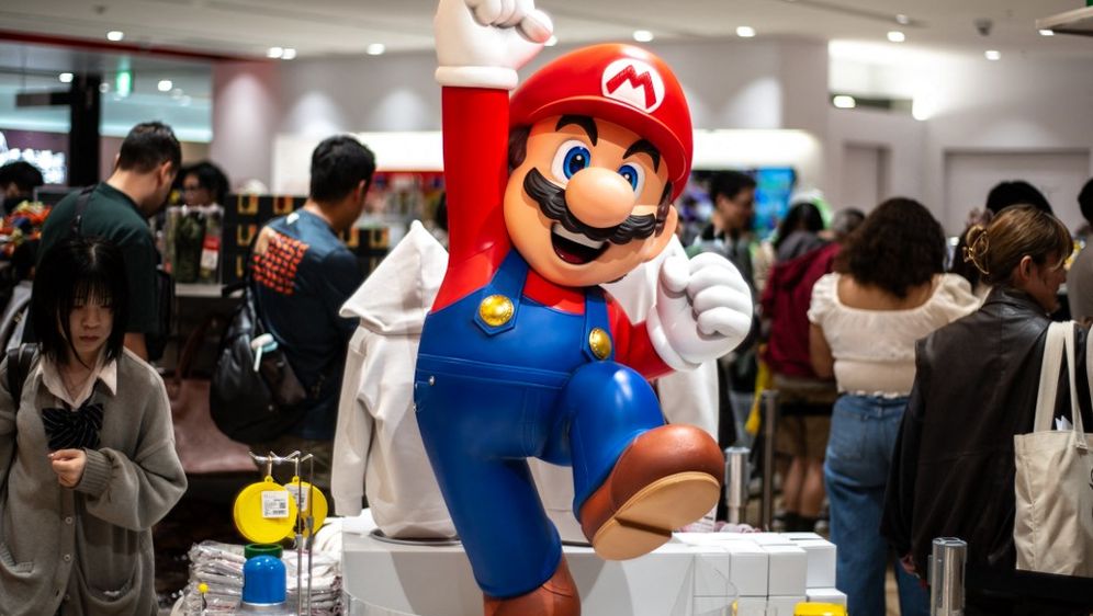 Super Mario