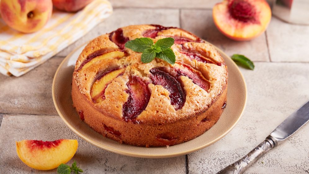 Kolač od jogurta s breskvama