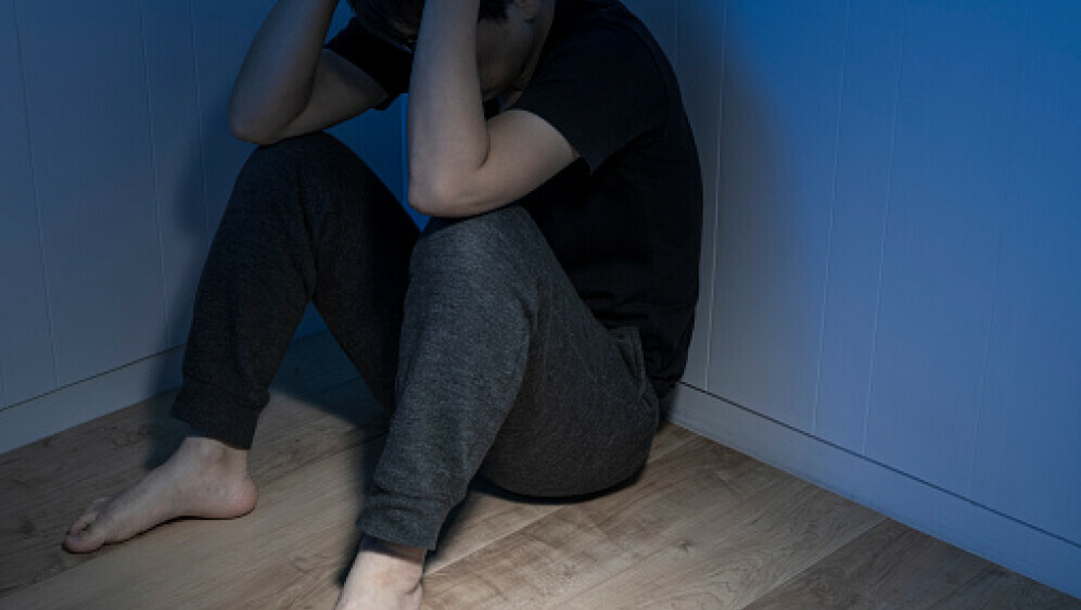 Muškarac u sobi, ilustracija