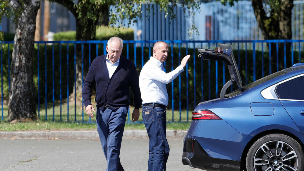 Ivo Sanader izašao na slobodu - 4