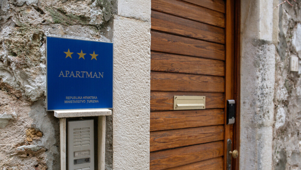 Apartmani na hrvatskoj obali, ilustracija