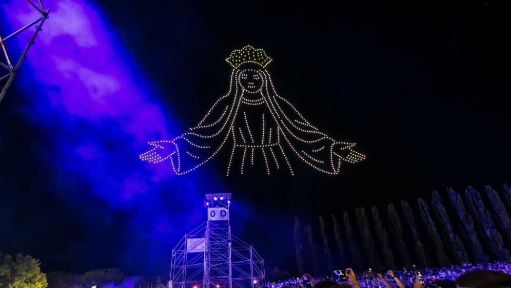 Dron show na koncertu Thompsona u Sinju - 2