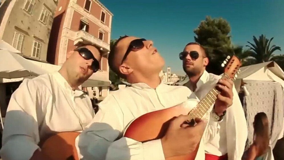 In Magazin: Connect - 5