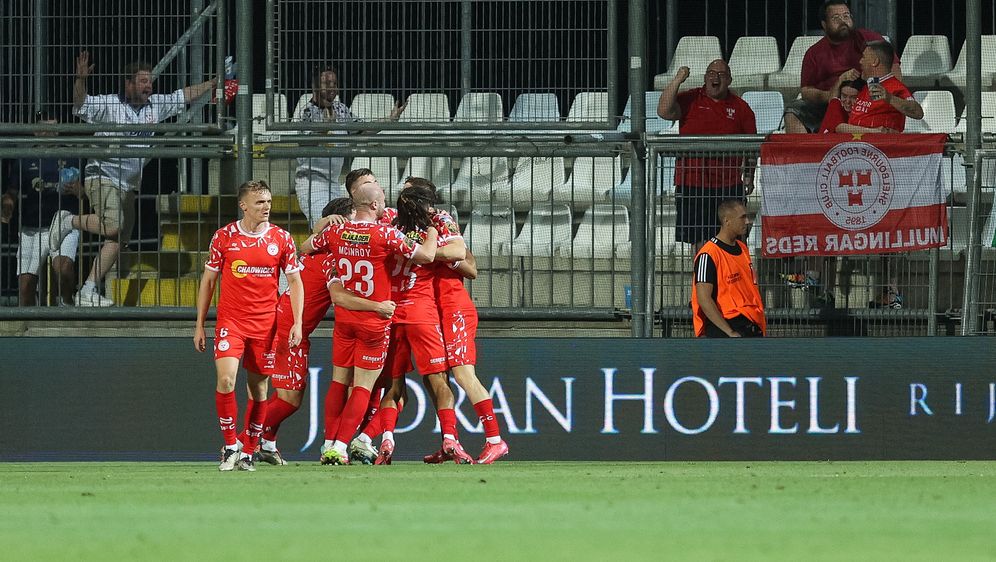 Nogometaši i navijači Shelbournea