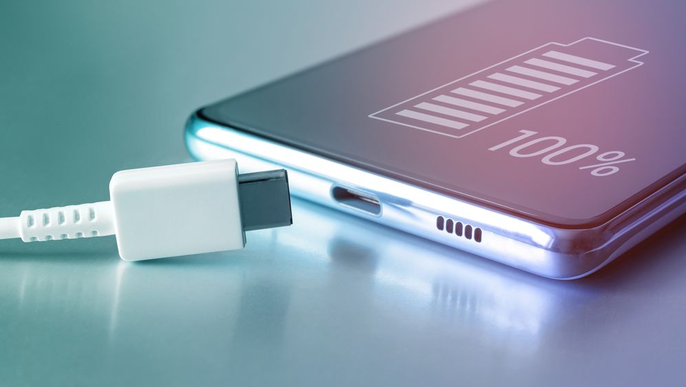 Baterija telefona, ilustracija