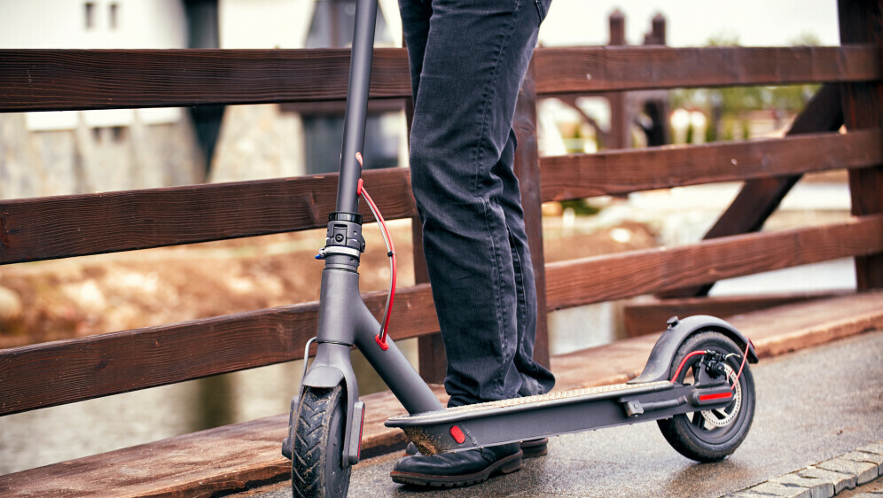 Ilustracija; električni romobil