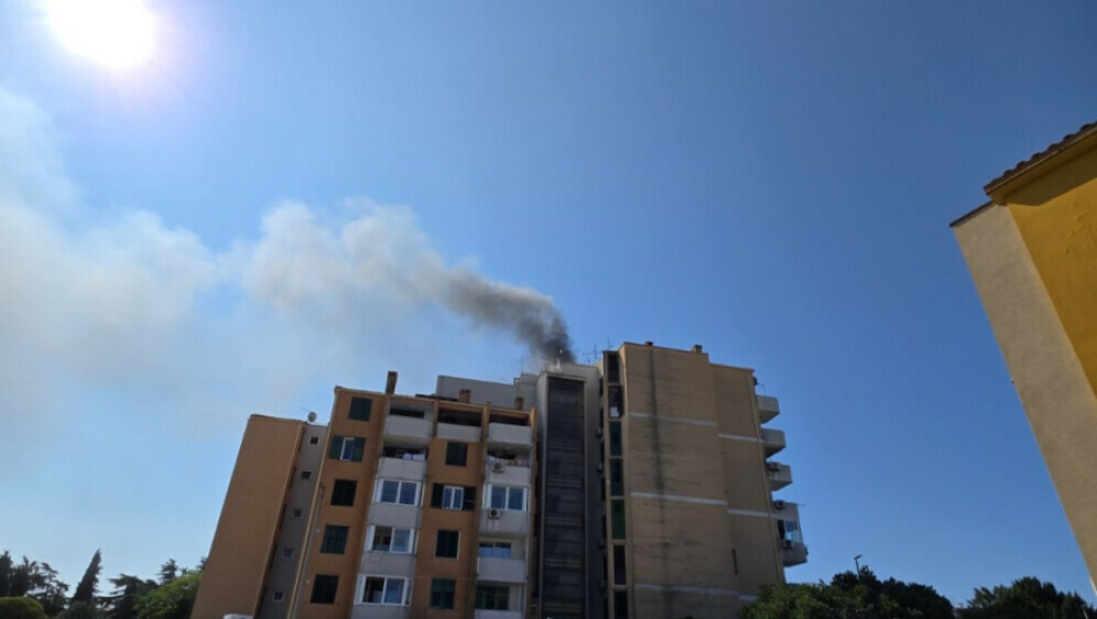 Požar stana u zgradi u Rovinju - 3