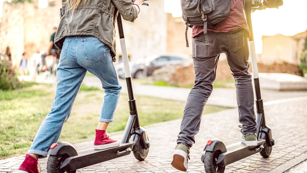 Električni romobili, ilustracija