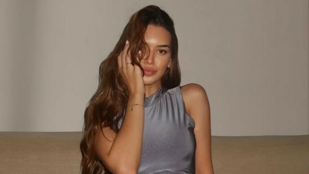 Hana Ikodinović - 6