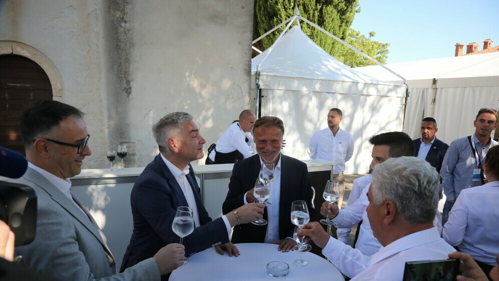 Okupljanje gostiju prije 50. izdanja Trke na prstenac - 9