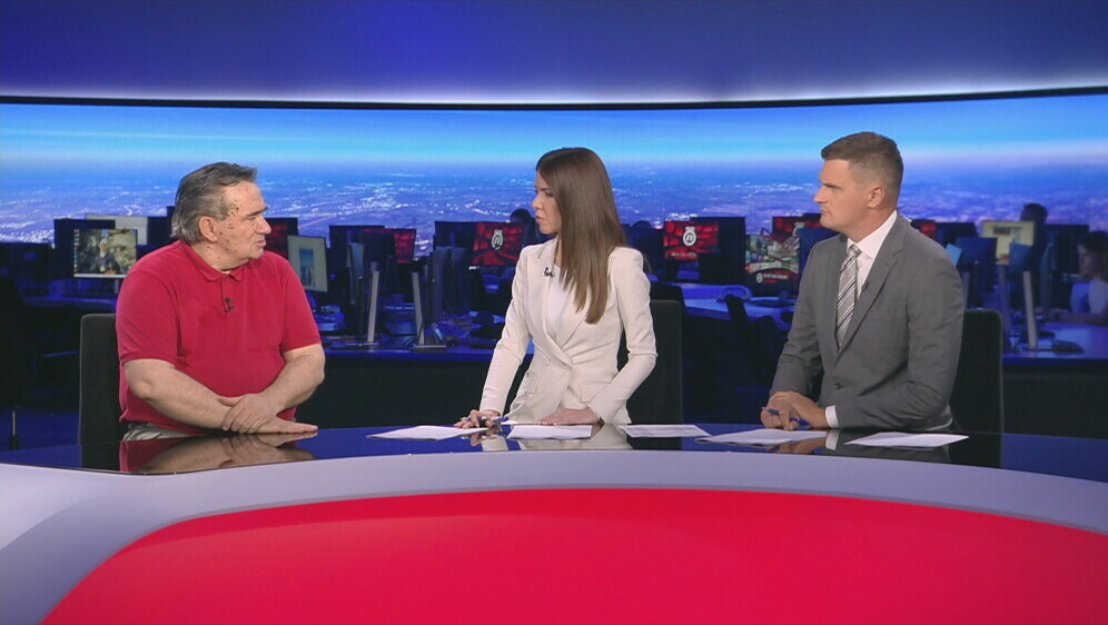 Ivica Mandić i voditelji Dnevnika Nove TV