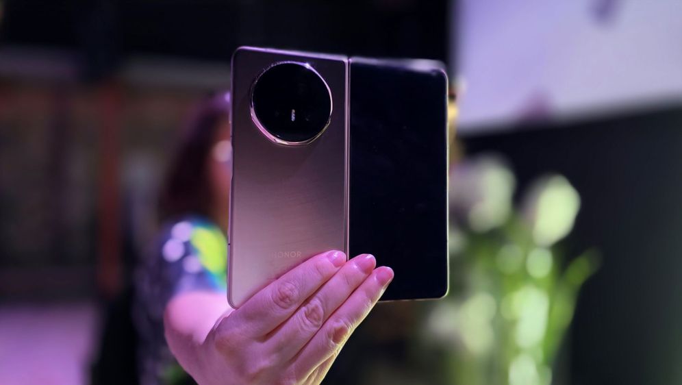 Honor Magic V5 - 2