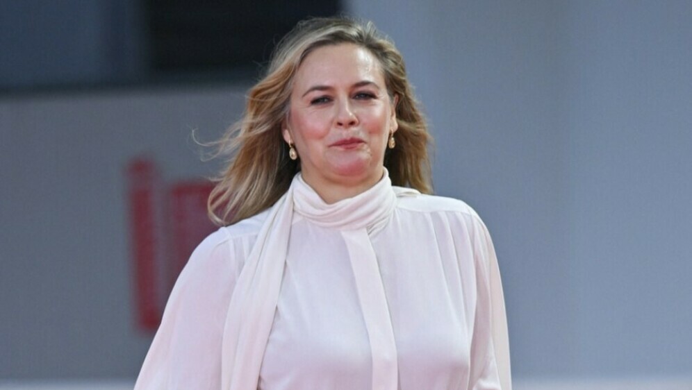 Alicia Silverstone - 2