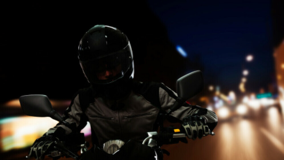 Motociklist, ilustracija