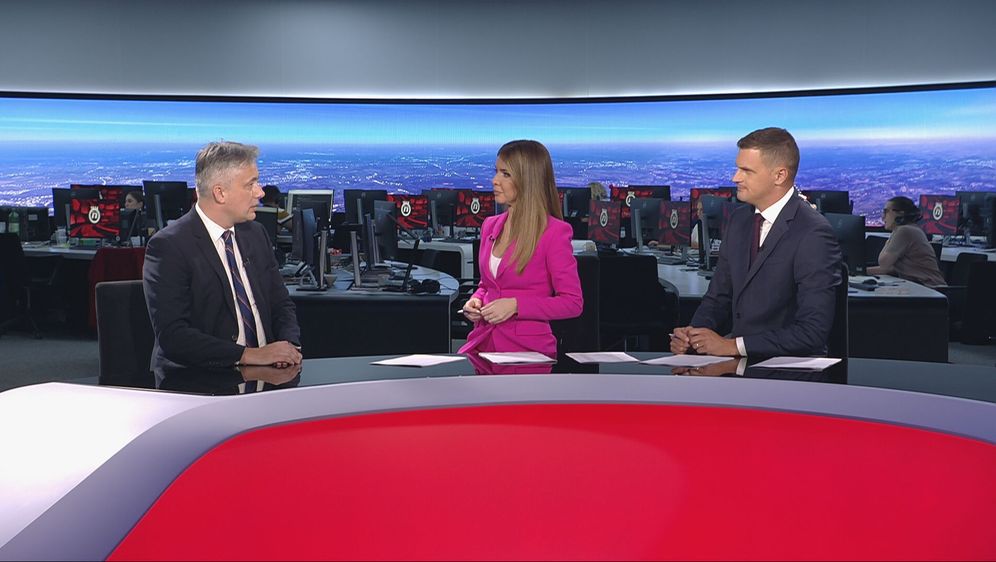 Ivan Güttler i voditelji Dnevnika Nove TV