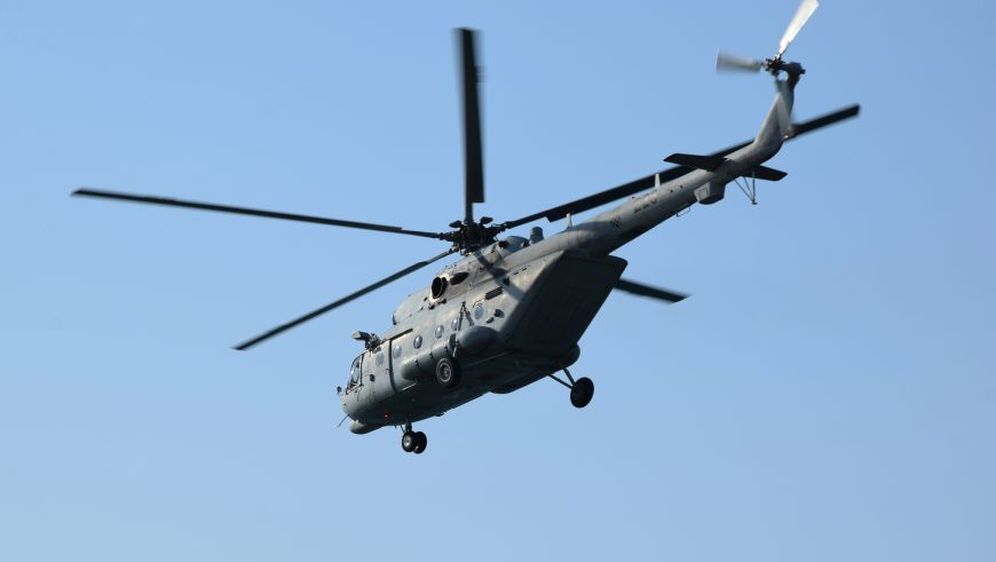 Vojni helikopter, ilustracija