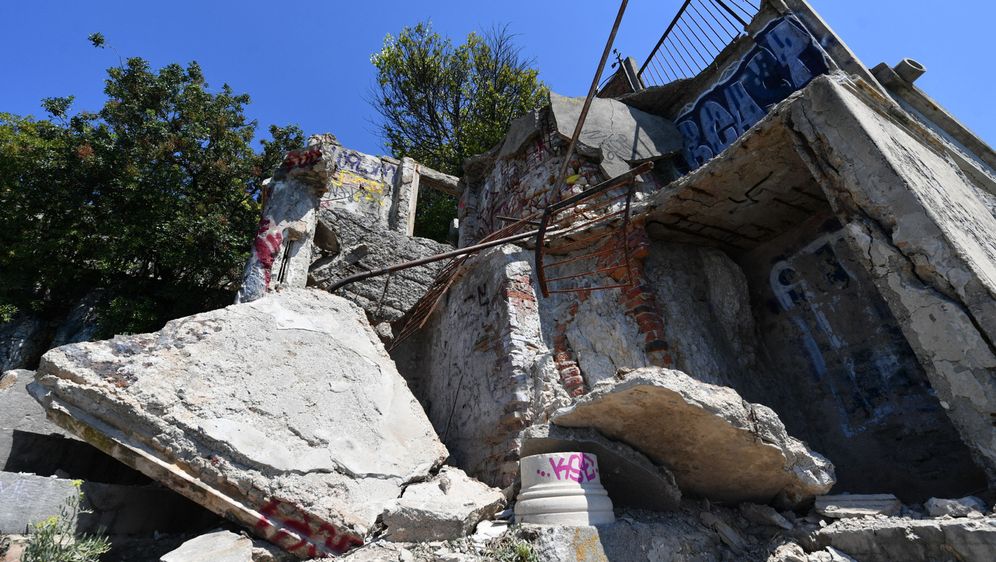 Urušeni balkon na Pećinama - 4