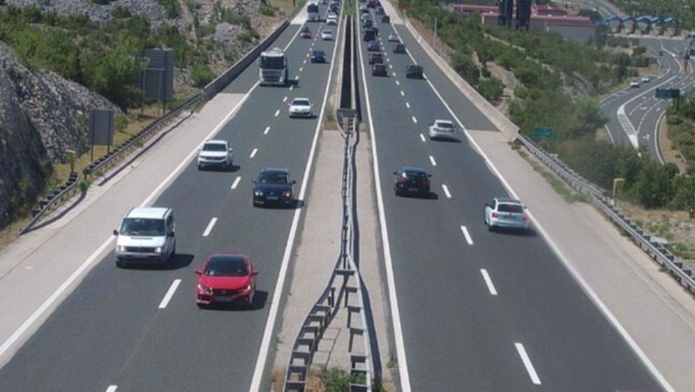 Pojačan promet na autocesti A1 kod čvora Rovanjska