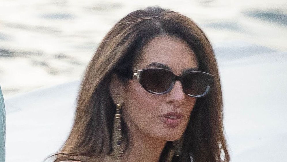 Amal i George Clooney na jezeru Como s djecom - 3