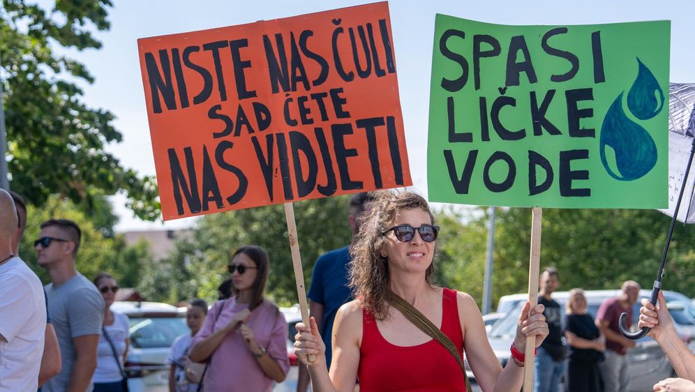 Prosvjednici u Gospiću - 3