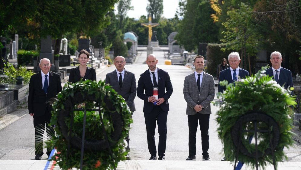 Izaslanstvo Vlade na Mirogoju