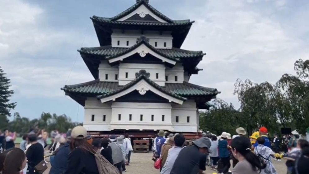 Pomicanje dvorca u Japanu