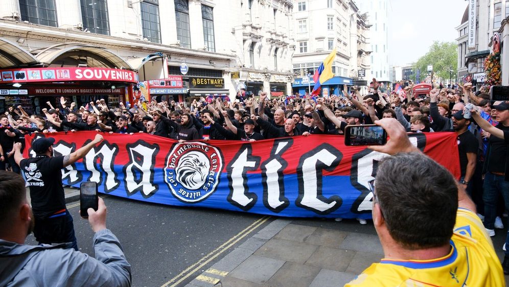 Holmesdale Fanatics